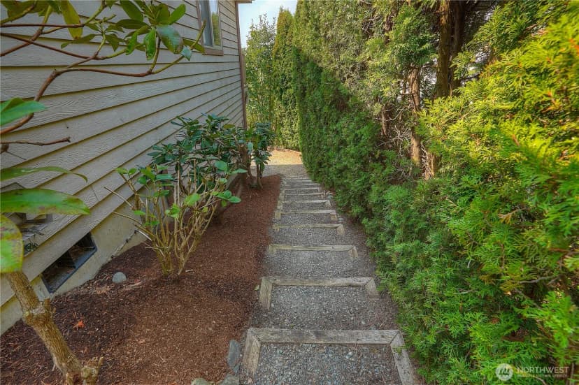 Property photo for 1833 56th Street Ne, Tacoma photo 32