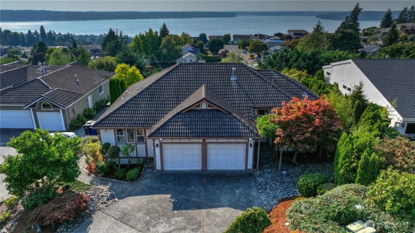 Property photo for 1833 56th Street Ne, Tacoma
