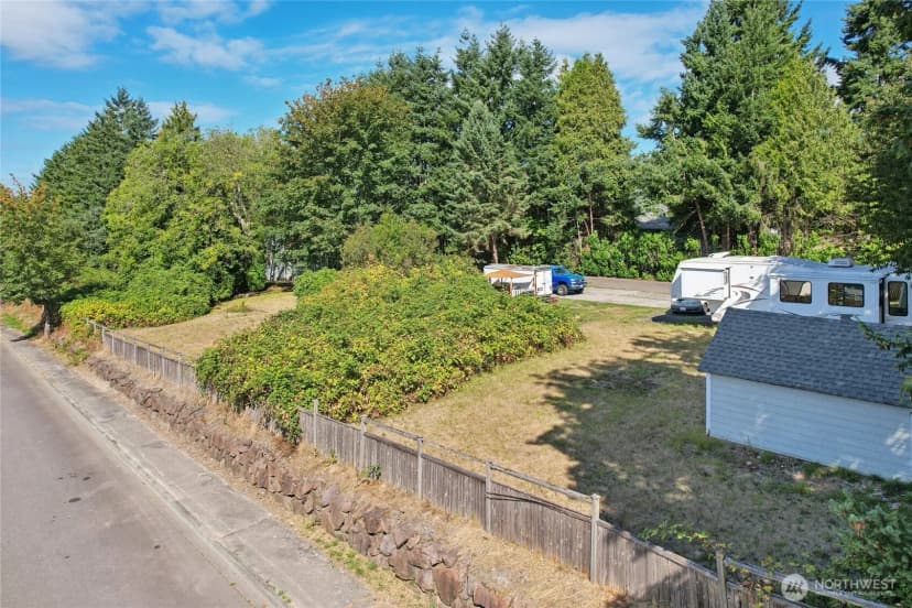 Property photo for 23704 112th Avenue Se, Kent photo 10