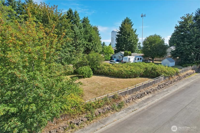 Property photo for 23704 112th Avenue Se, Kent photo 11