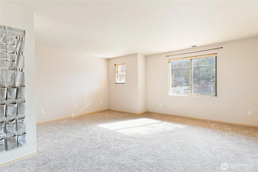 Property photo for 17820 73rd Avenue E, Puyallup photo 11