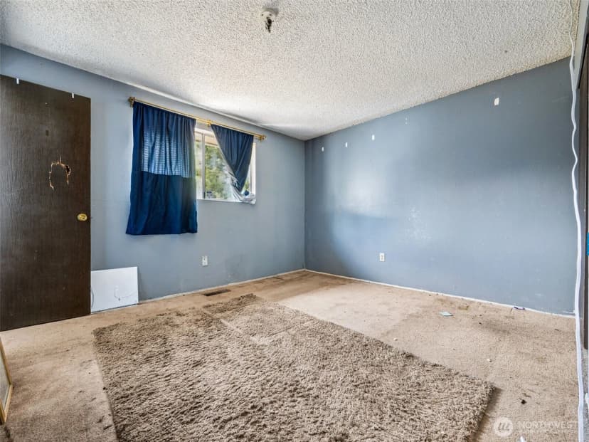 Property photo for 25105 12th Avenue S, Des Moines photo 10