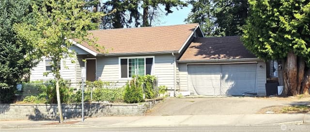 Property photo for 1816 S 312th Street, Federal Way photo 3