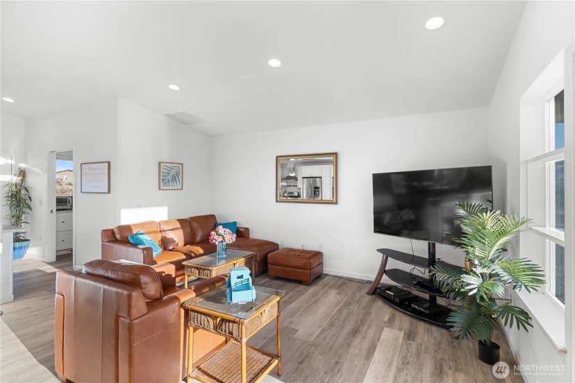 Property photo for 615 Sunset Boulevard Sw, Mattawa photo 8