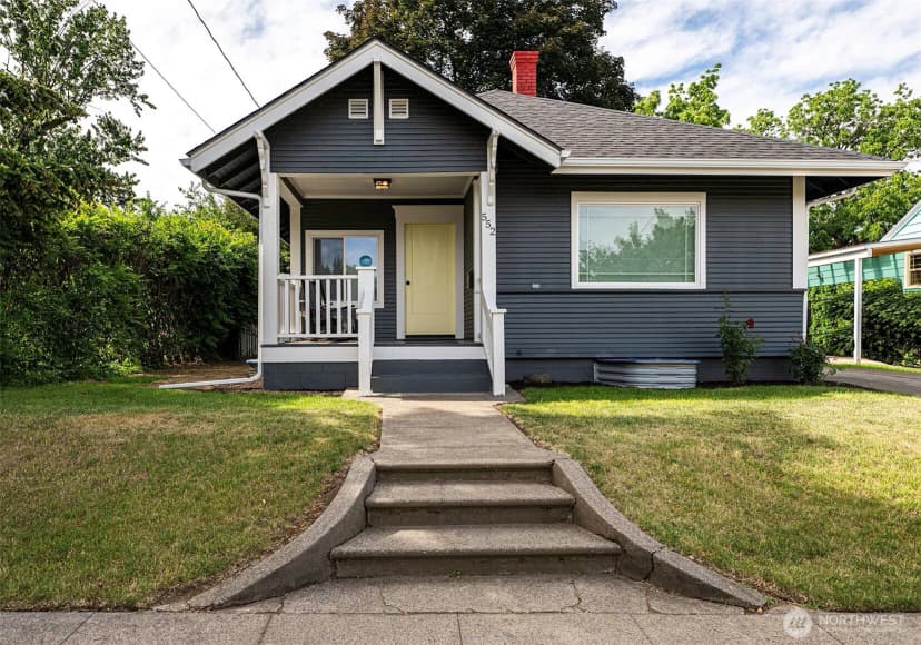 Property photo for 552 E Chestnut Street, Walla Walla