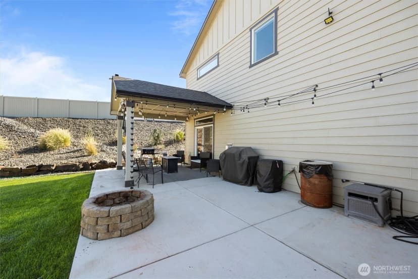 Property photo for 4019 Queen Street, West Richland photo 34