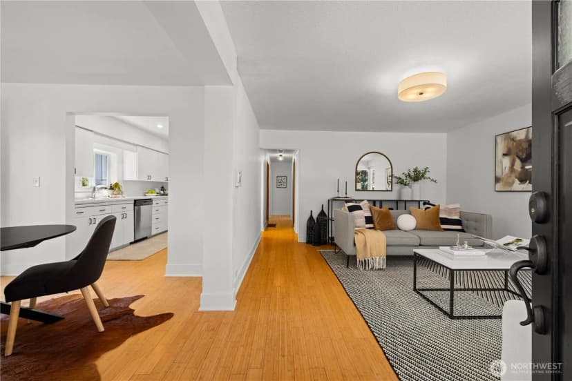 Property photo for 7729 30th Avenue Sw, Seattle photo 2
