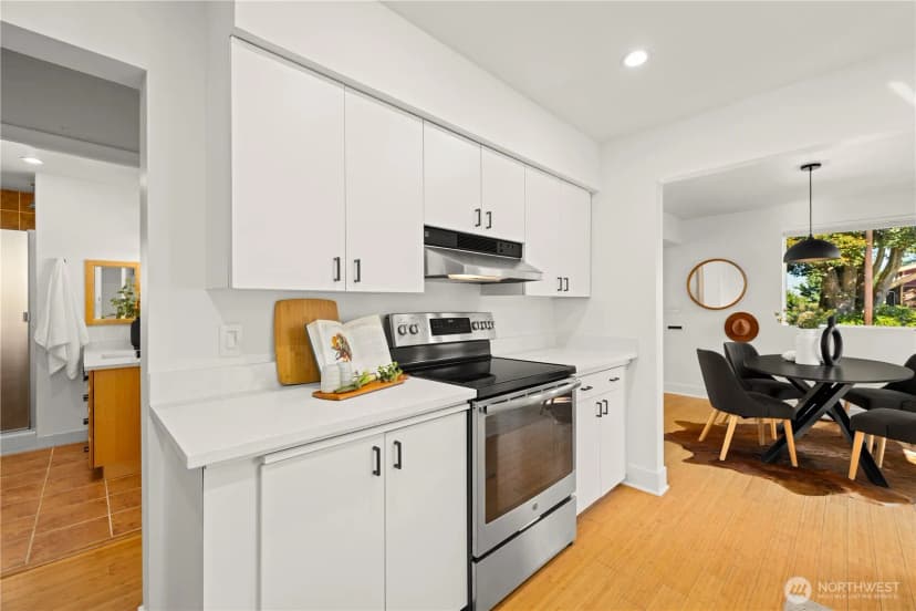 Property photo for 7729 30th Avenue Sw, Seattle photo 14