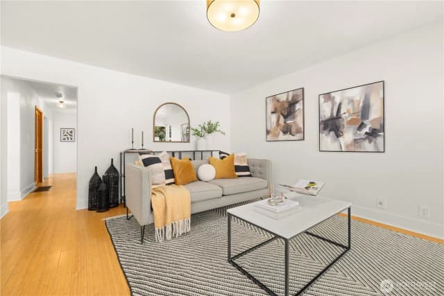 Property photo for 7729 30th Avenue Sw, Seattle photo 5