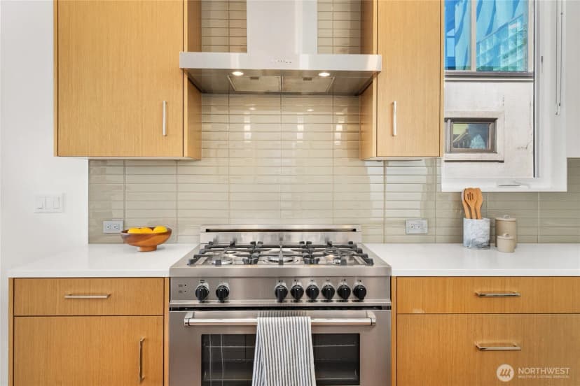 Property photo for 2357 Yale Avenue E #b, Seattle photo 20