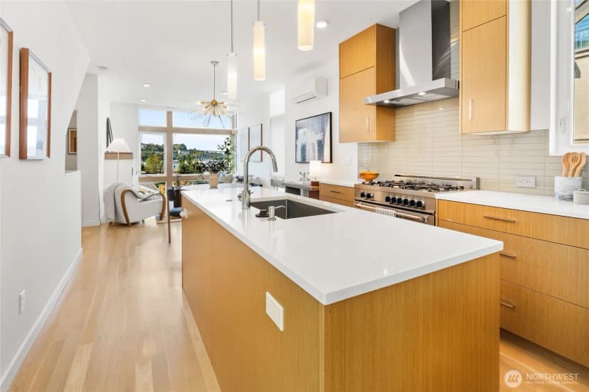 Property photo for 2357 Yale Avenue E #b, Seattle photo 19