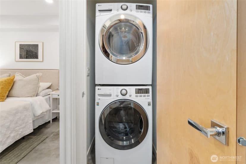 Property photo for 2357 Yale Avenue E #b, Seattle photo 29