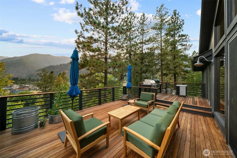 Property photo for 10224 Titus Road, Leavenworth photo 8