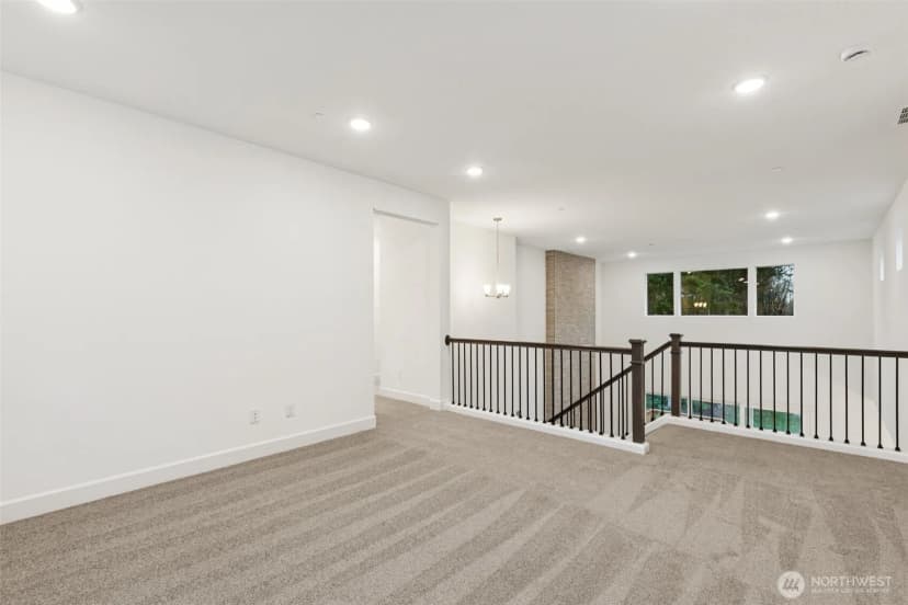 Property photo for 10430 135th Avenue Ne #106, Lake Stevens photo 11