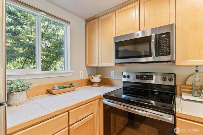 Property photo for 17921 80th Avenue Ne #a2, Kenmore photo 8