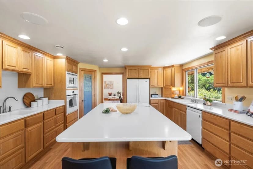 Property photo for 8707 45th Street W, Tacoma photo 16