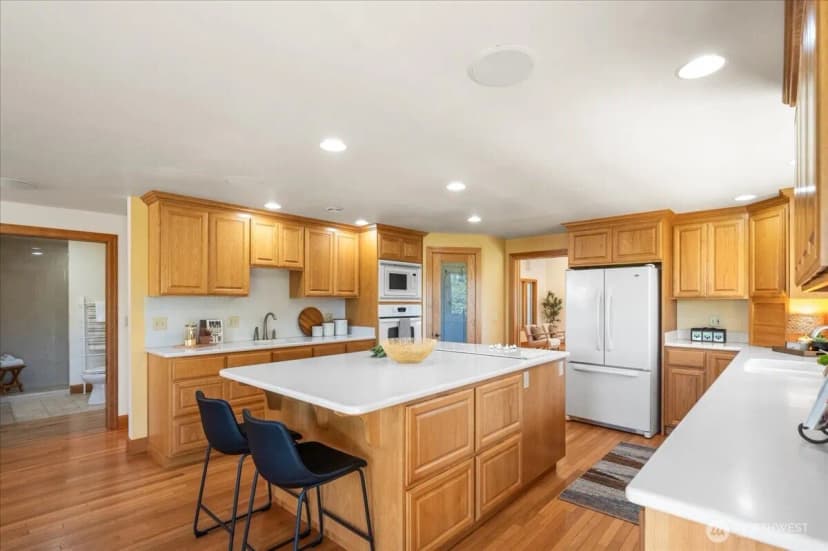 Property photo for 8707 45th Street W, Tacoma photo 17