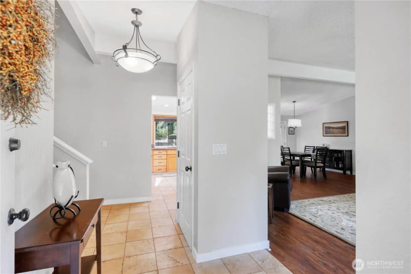 Property photo for 17801 29th Drive Se, Bothell photo 3