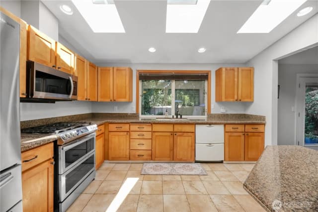 Property photo for 17801 29th Drive Se, Bothell photo 5