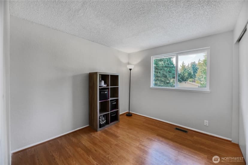 Property photo for 17801 29th Drive Se, Bothell photo 16