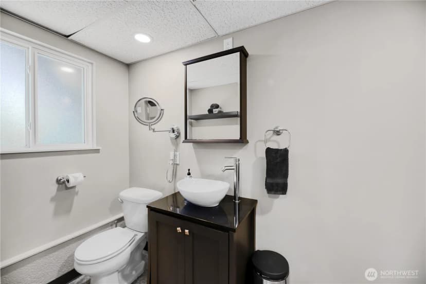 Property photo for 17801 29th Drive Se, Bothell photo 21