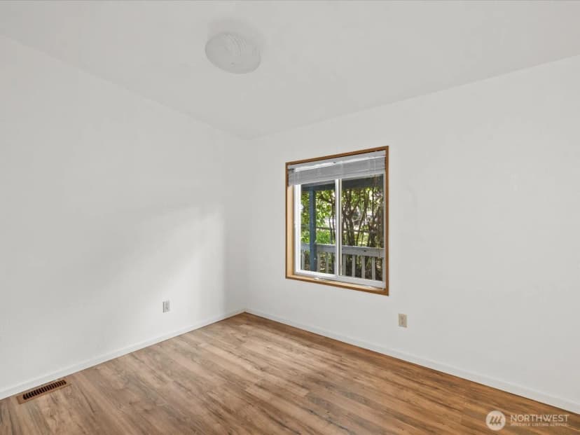 Property photo for 2227 116th Street Se #b, Everett photo 20