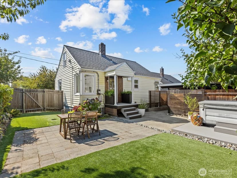 Property photo for 602 Nw 49th Street, Seattle photo 32