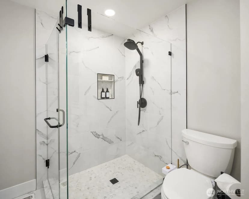 Property photo for 453 Rosario Place Ne, Renton photo 18