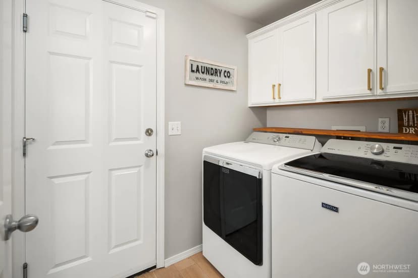 Property photo for 453 Rosario Place Ne, Renton photo 15