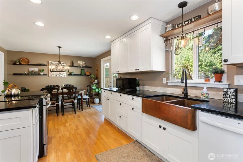 Property photo for 1712 3rd Street, Snohomish photo 13