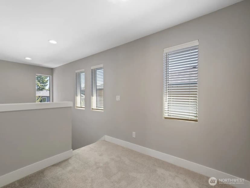 Property photo for 27415 216th Place Se, Maple Valley photo 18