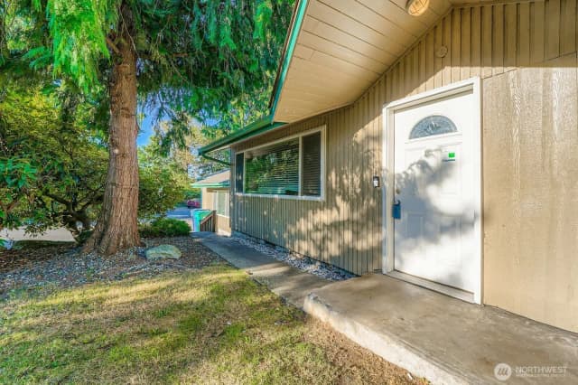 Property photo for 31855 51st Avenue S, Auburn photo 3