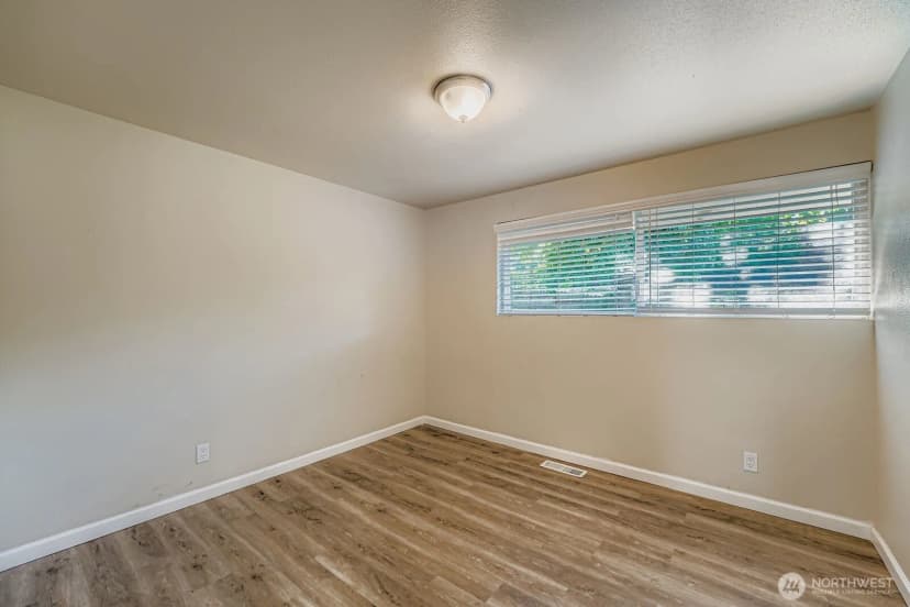 Property photo for 31855 51st Avenue S, Auburn photo 14