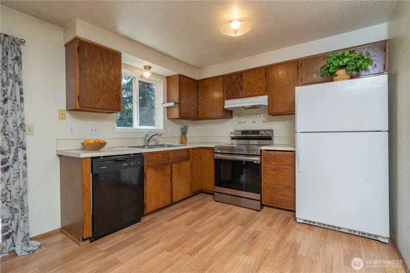 Property photo for 3501 Autumnwood Court Se, Olympia photo 9