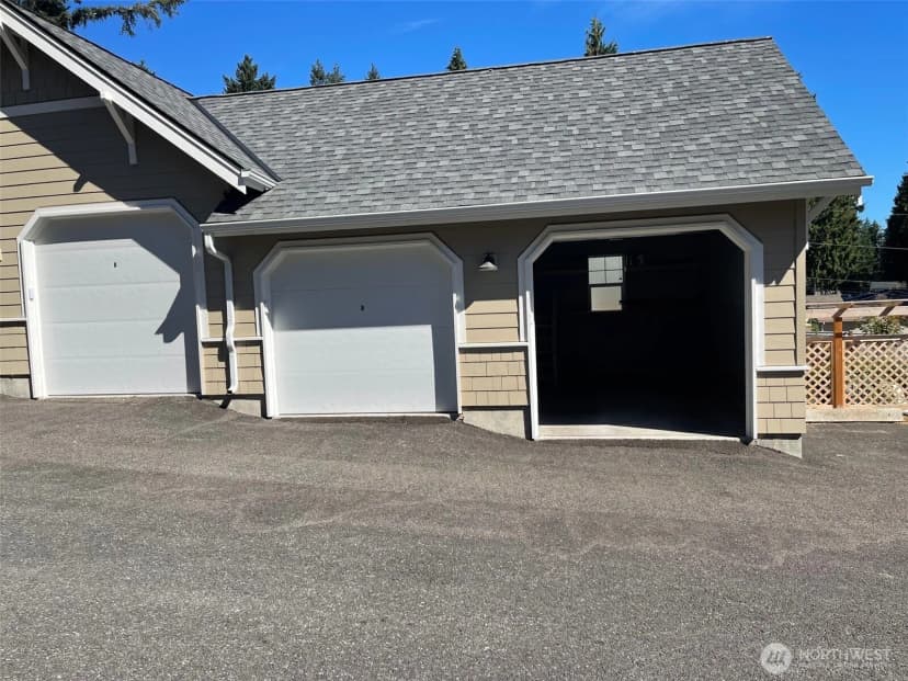 Property photo for 31110 6th Lane Sw, Federal Way photo 23