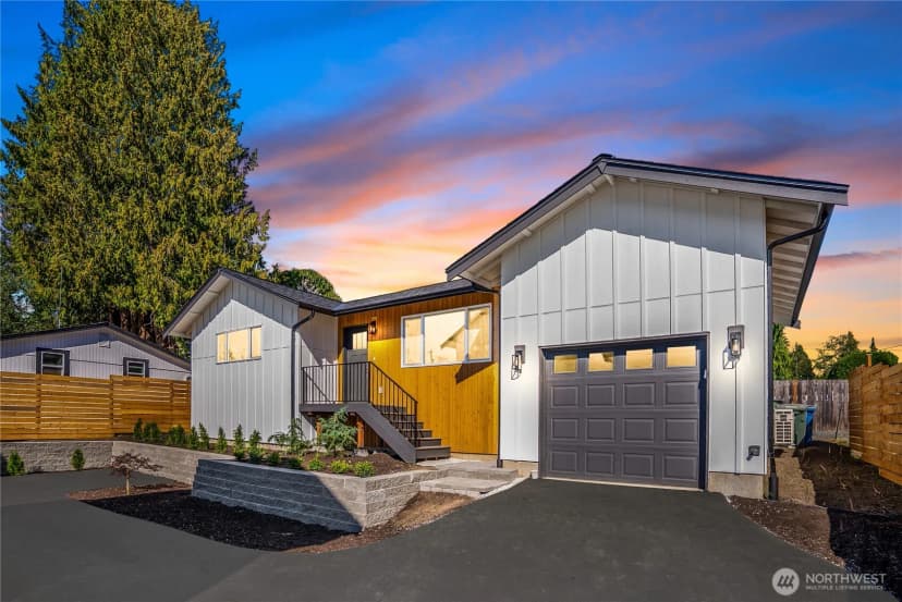 Property photo for 325 J Avenue #unit B, Snohomish photo 2