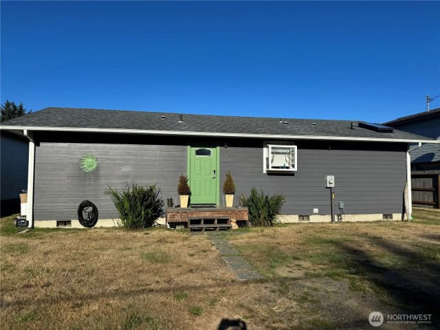 Property photo for 333 Canal Drive Ne, Ocean Shores