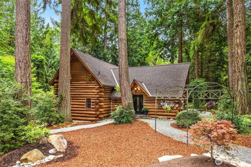 Property photo for 14701 Sunrise Drive Ne, Bainbridge Island photo 2