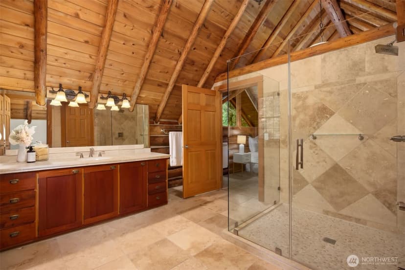 Property photo for 14701 Sunrise Drive Ne, Bainbridge Island photo 16
