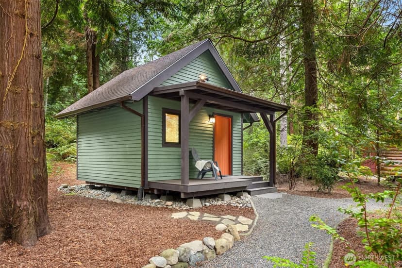 Property photo for 14701 Sunrise Drive Ne, Bainbridge Island photo 28