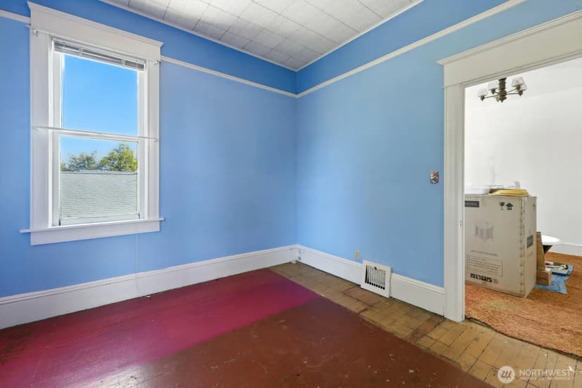 Property photo for 136 N 77th Street, Seattle photo 19