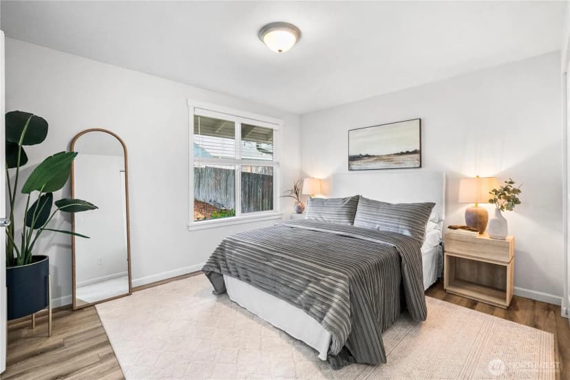 Property photo for 1810 Thornton Street Nw, Olympia photo 12