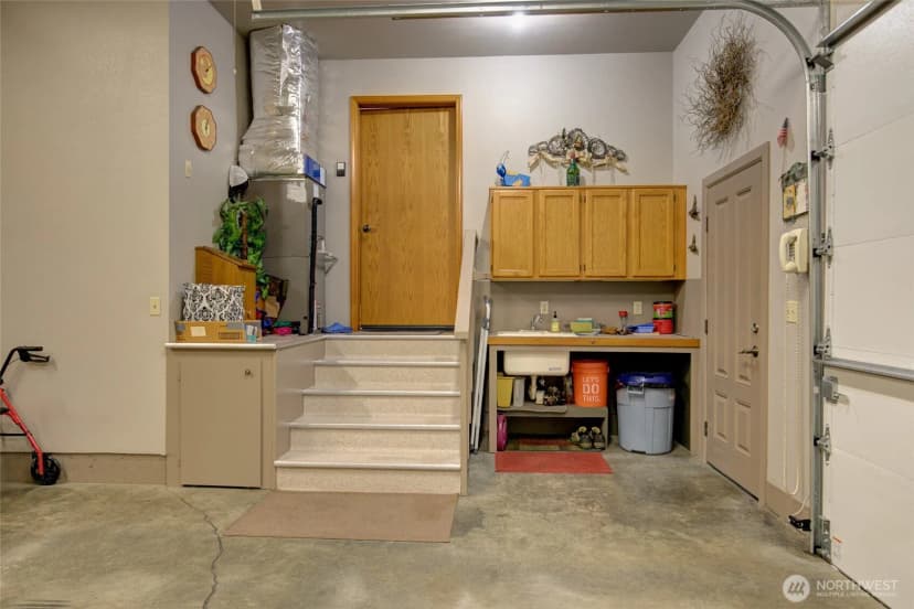 Property photo for 202 W 8th Street, Aberdeen photo 29