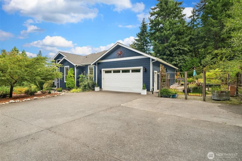 Property photo for 24314 75th Avenue Sw, Vashon photo 3
