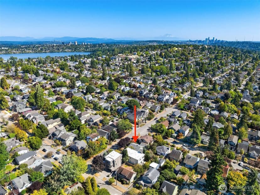 Property photo for 7511 3rd Avenue Nw, Seattle photo 29