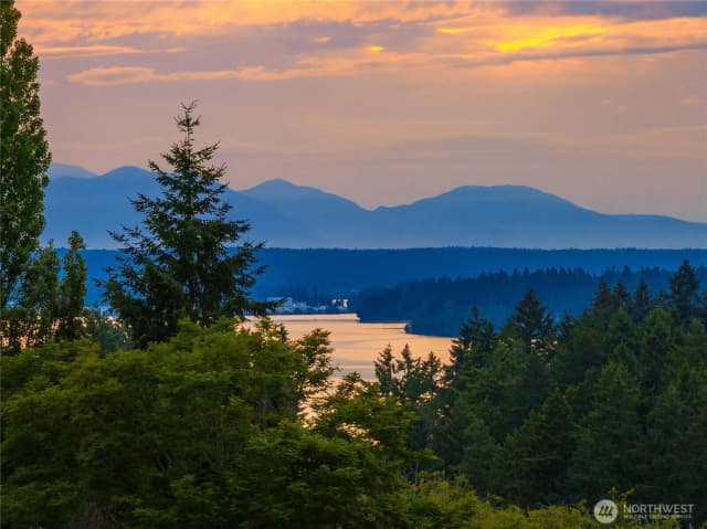 Property photo for 11665 Ne Sunset Loop, Bainbridge Island