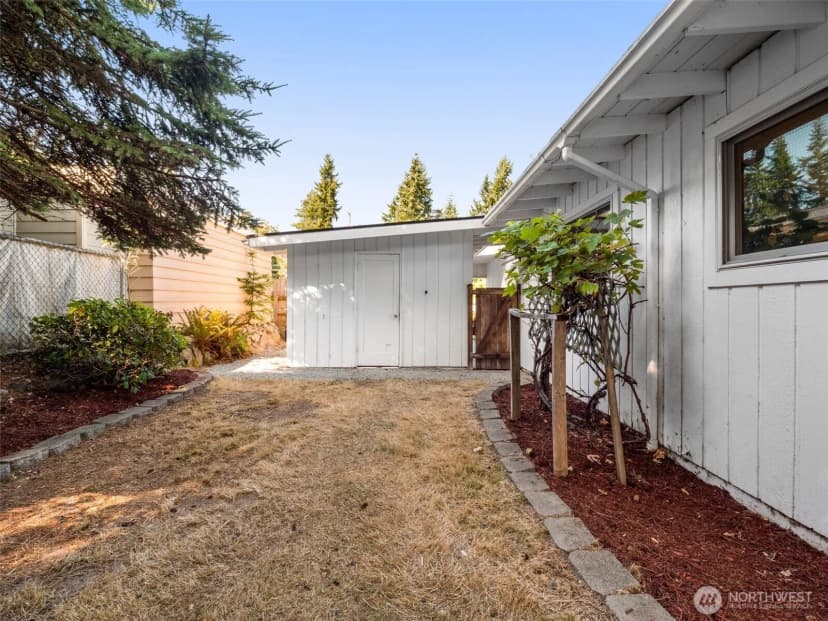 Property photo for 19431 74th Avenue W, Lynnwood photo 25