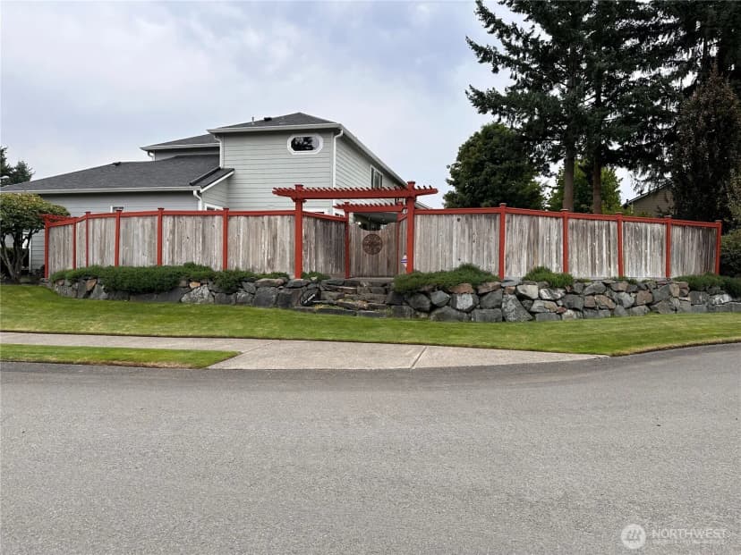 Property photo for 8914 181st Street E, Puyallup photo 11