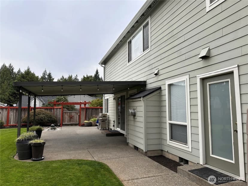 Property photo for 8914 181st Street E, Puyallup photo 9