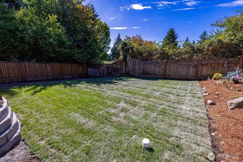 Property photo for 12029 40th Avenue Ne #c, Seattle photo 27
